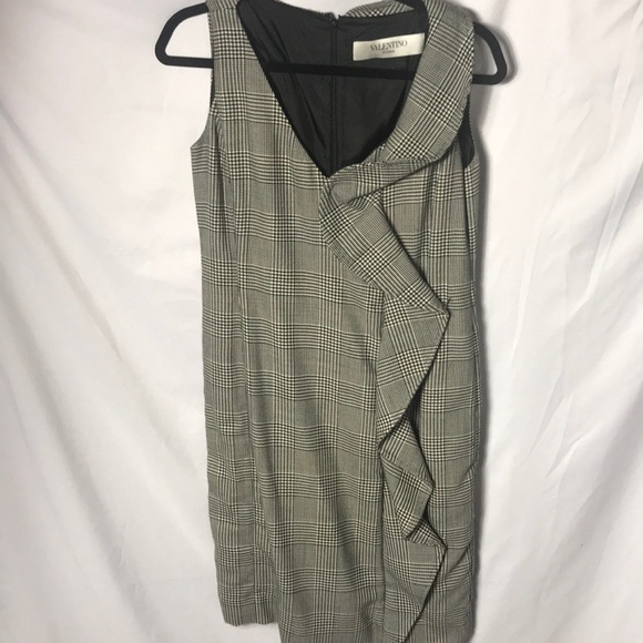 Valentino Dresses & Skirts - Valentino Roma black and white sleeveless dress